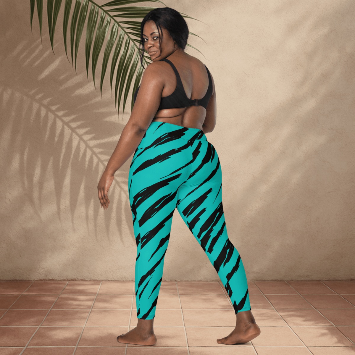 💥 Electric Teal Tiger Stripe Pocket Leggings – Wild Streaks, High - Impact Style