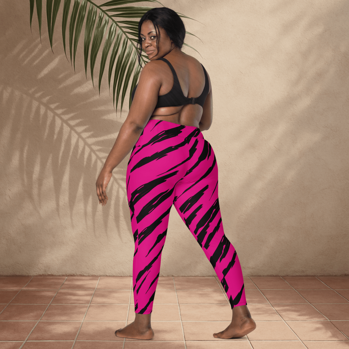 ⚡ Fierce in Fuchsia – Hot Pink Claw - Marked Pocket Leggings