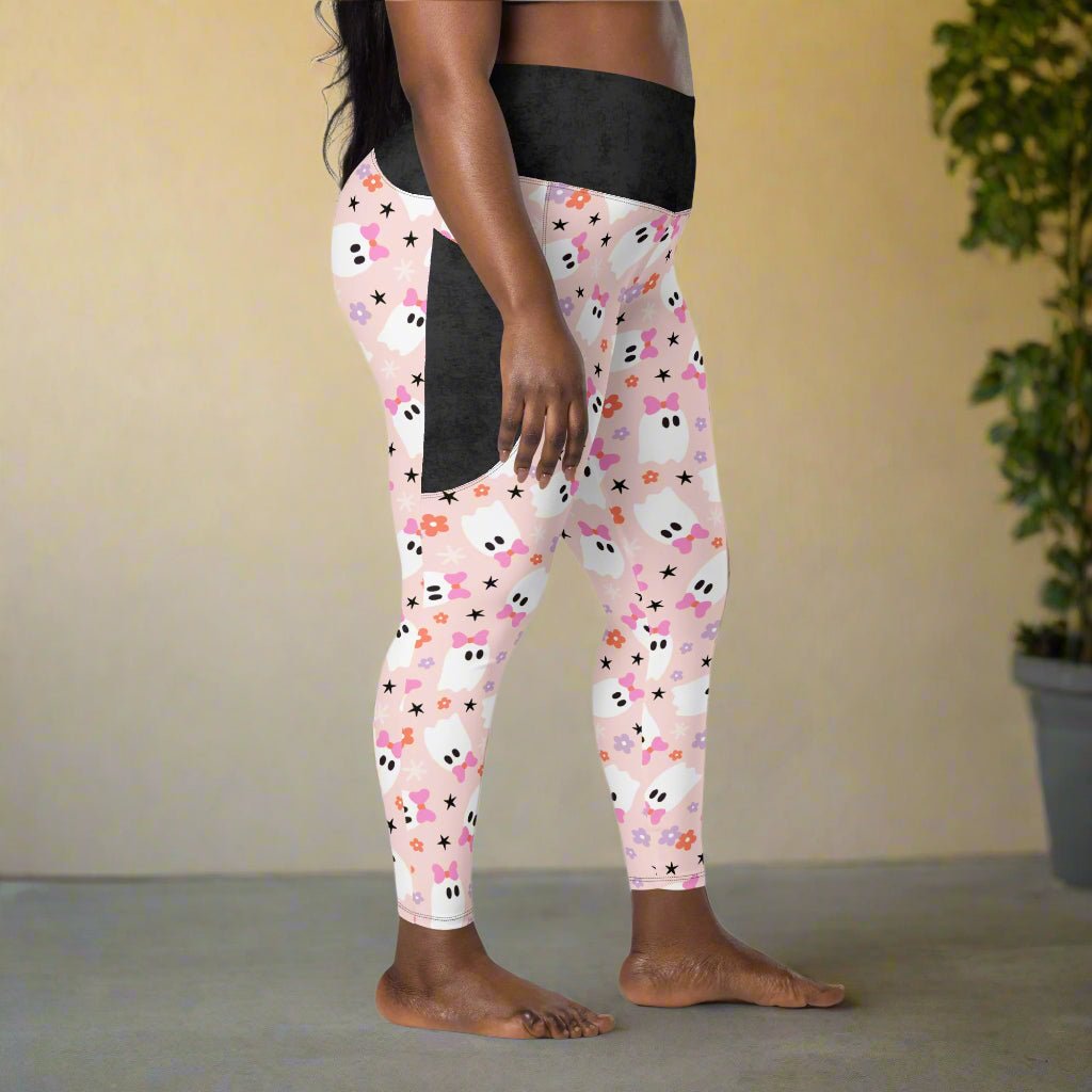 Leggings with a cute ghost pattern on a neutral backgrounds